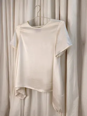 • PRE-LOVED • 100% Silk Satin Top [ Natural White Long T-shirt, Draped Hem, Crew Neck, Size S/M ]