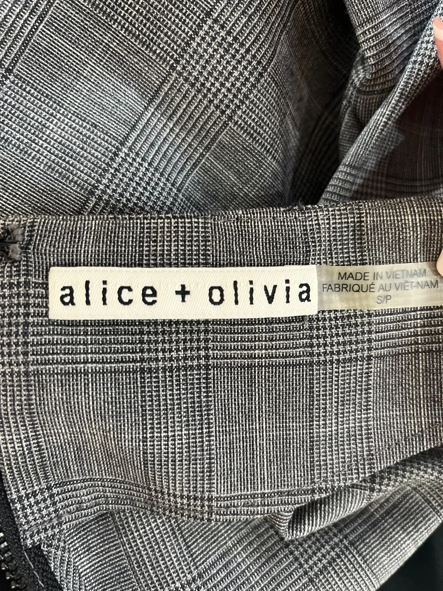 Alice Olivia Virgin Wool Top. Size S