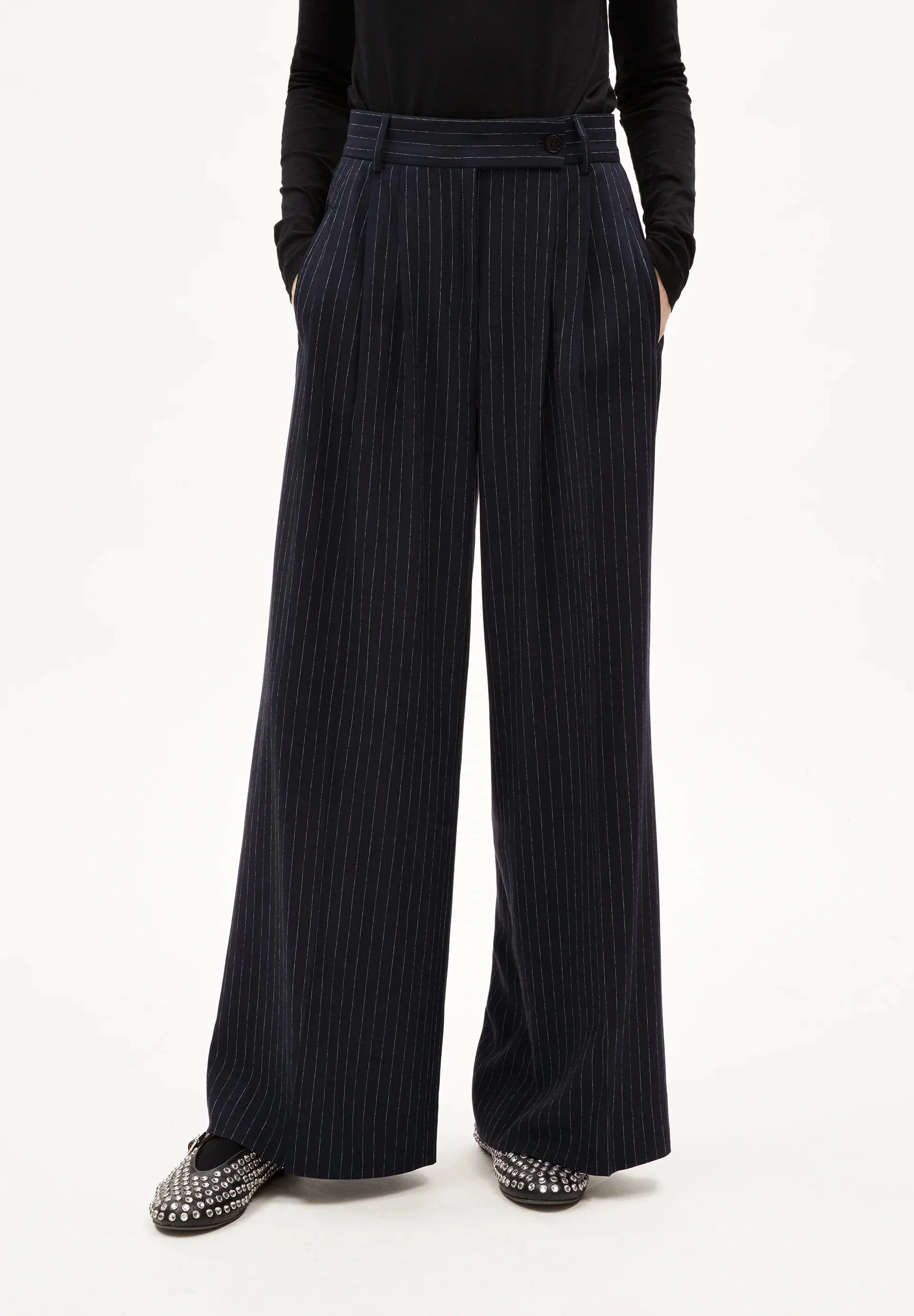 ARMEDANGELS Kaayua pinstripe trousers night sky white women