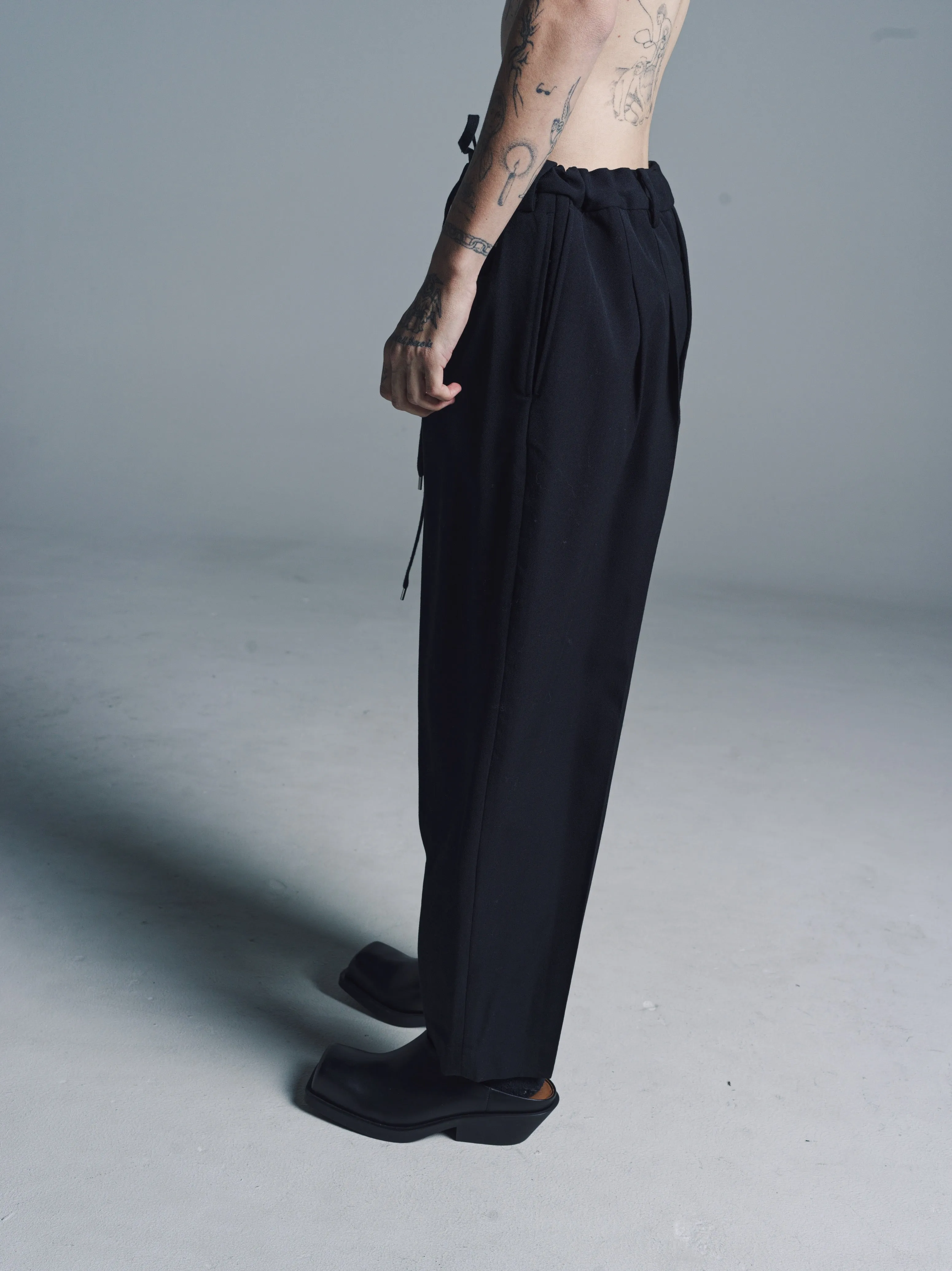 Black Wool Reverse Cropped Baggy Zipper Pant