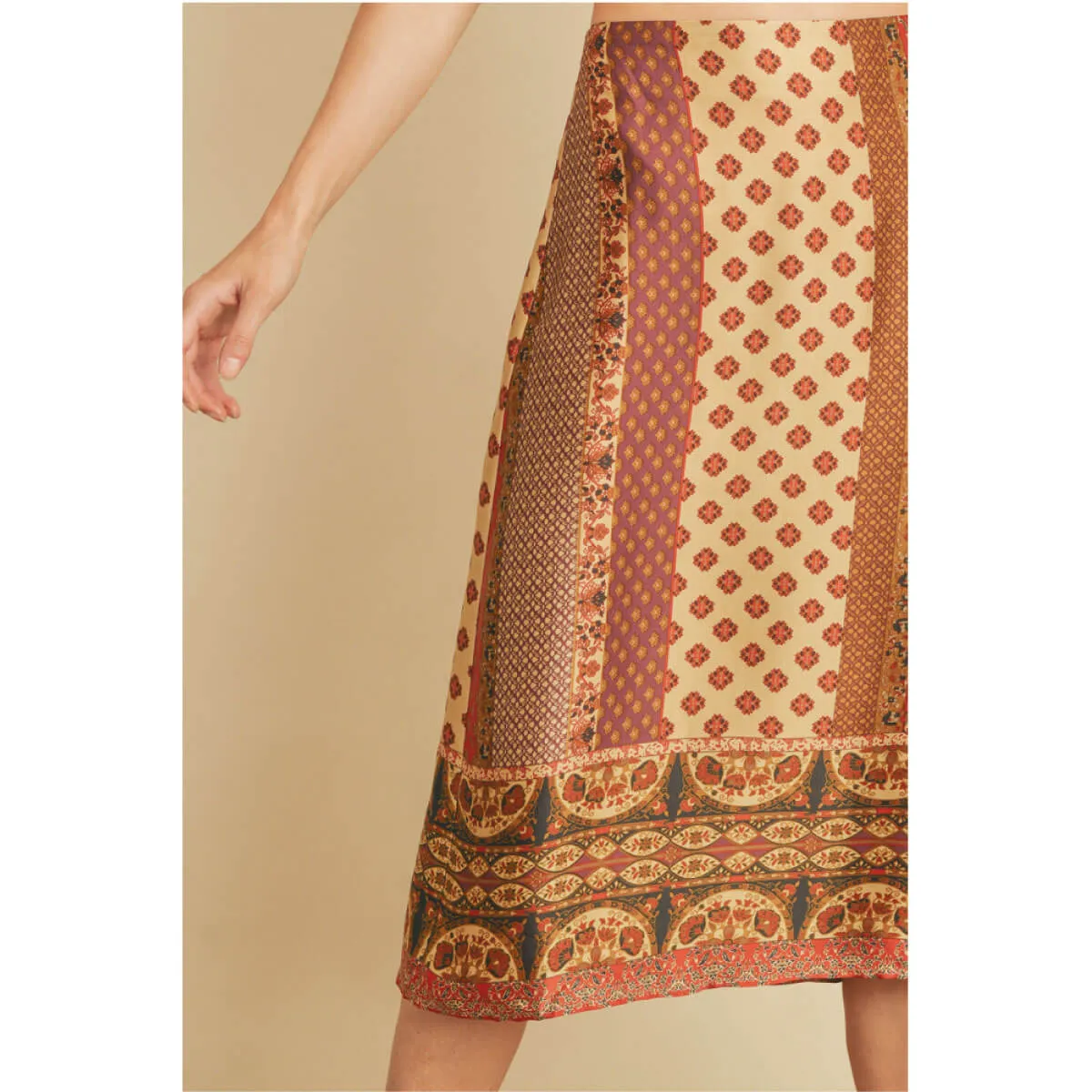 Daring Border Silky Midi Skirt