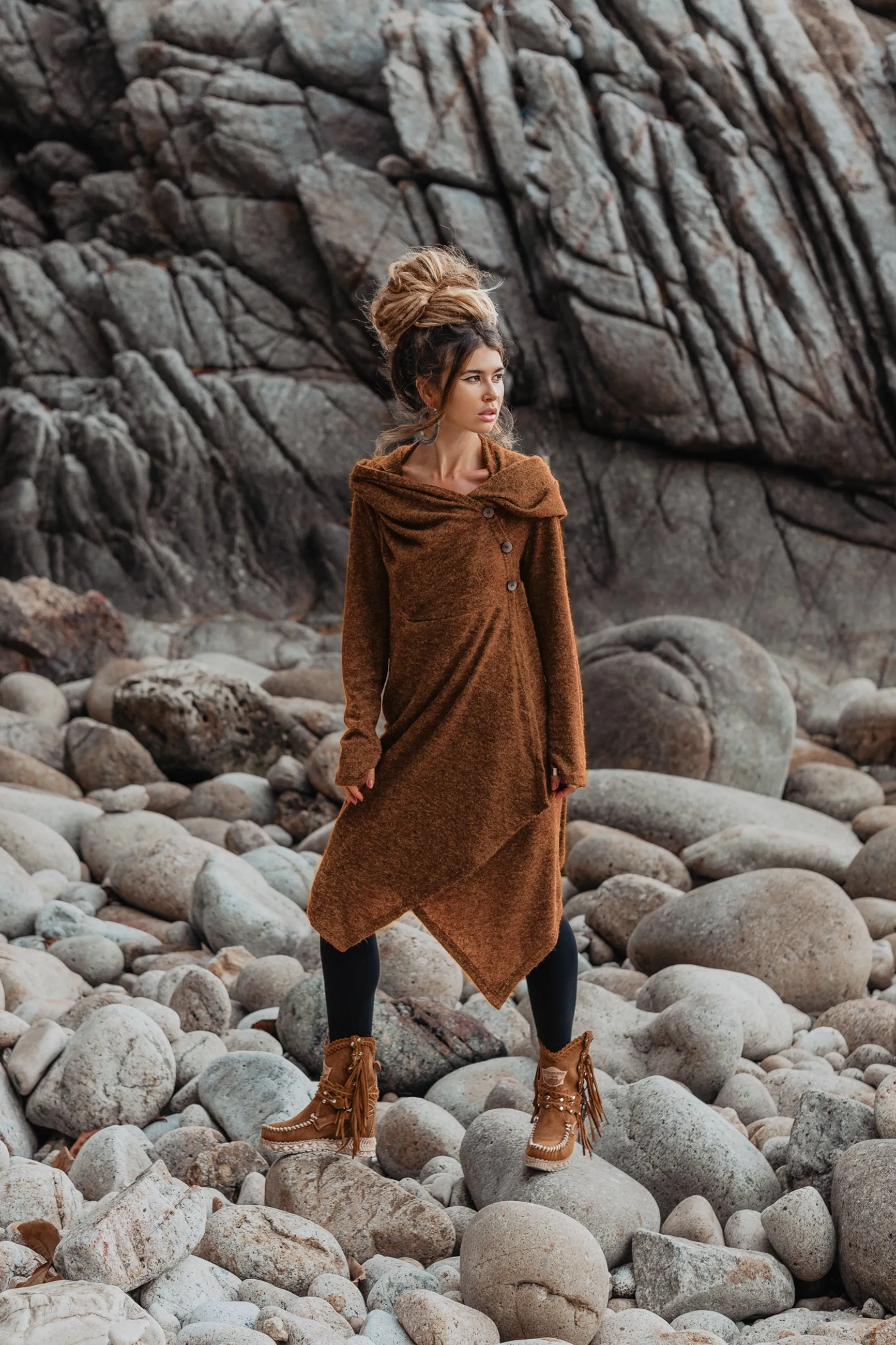 Hooded Sweater Amita Caramel