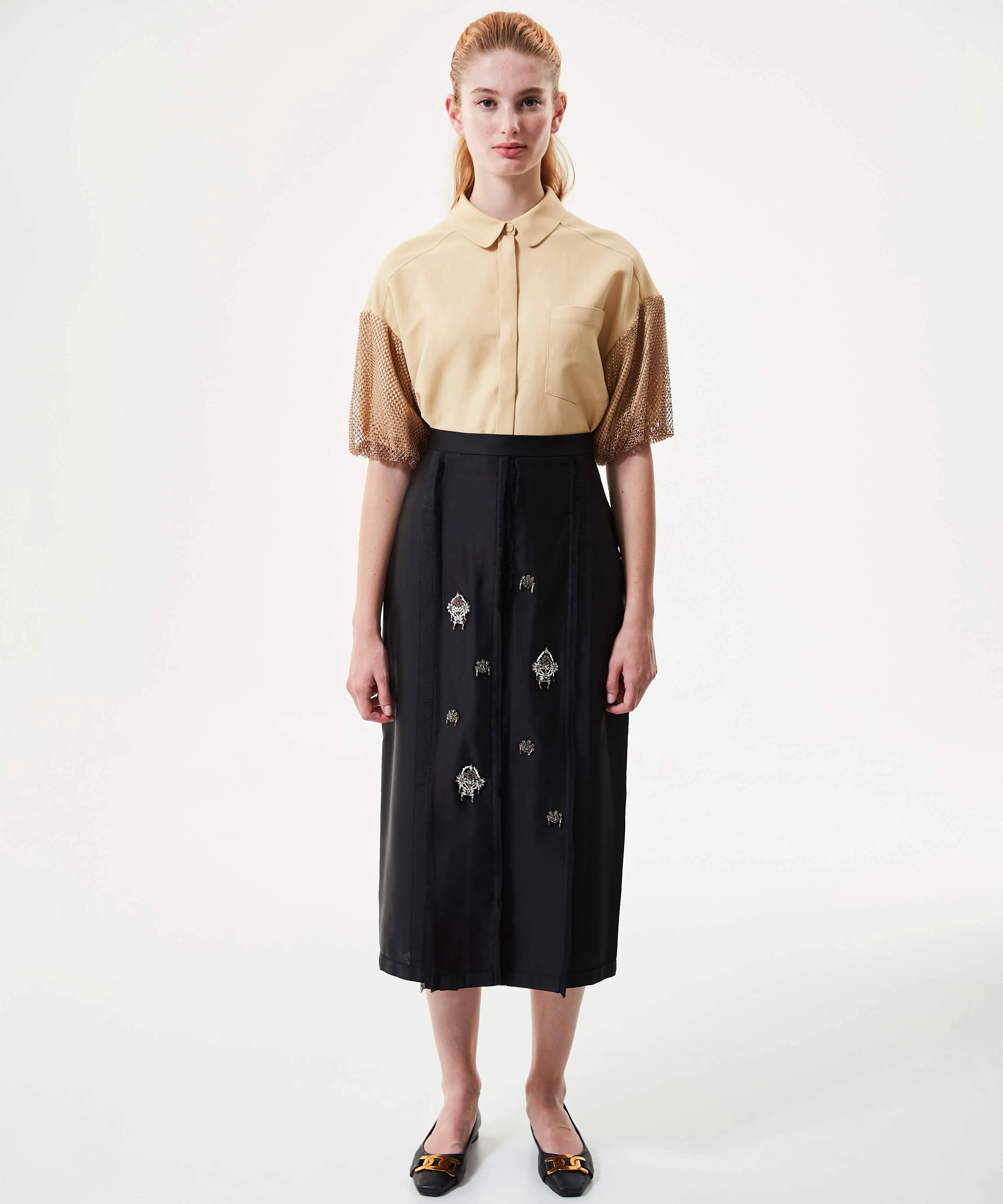 Machka Embroidered Pleated Skirt Black