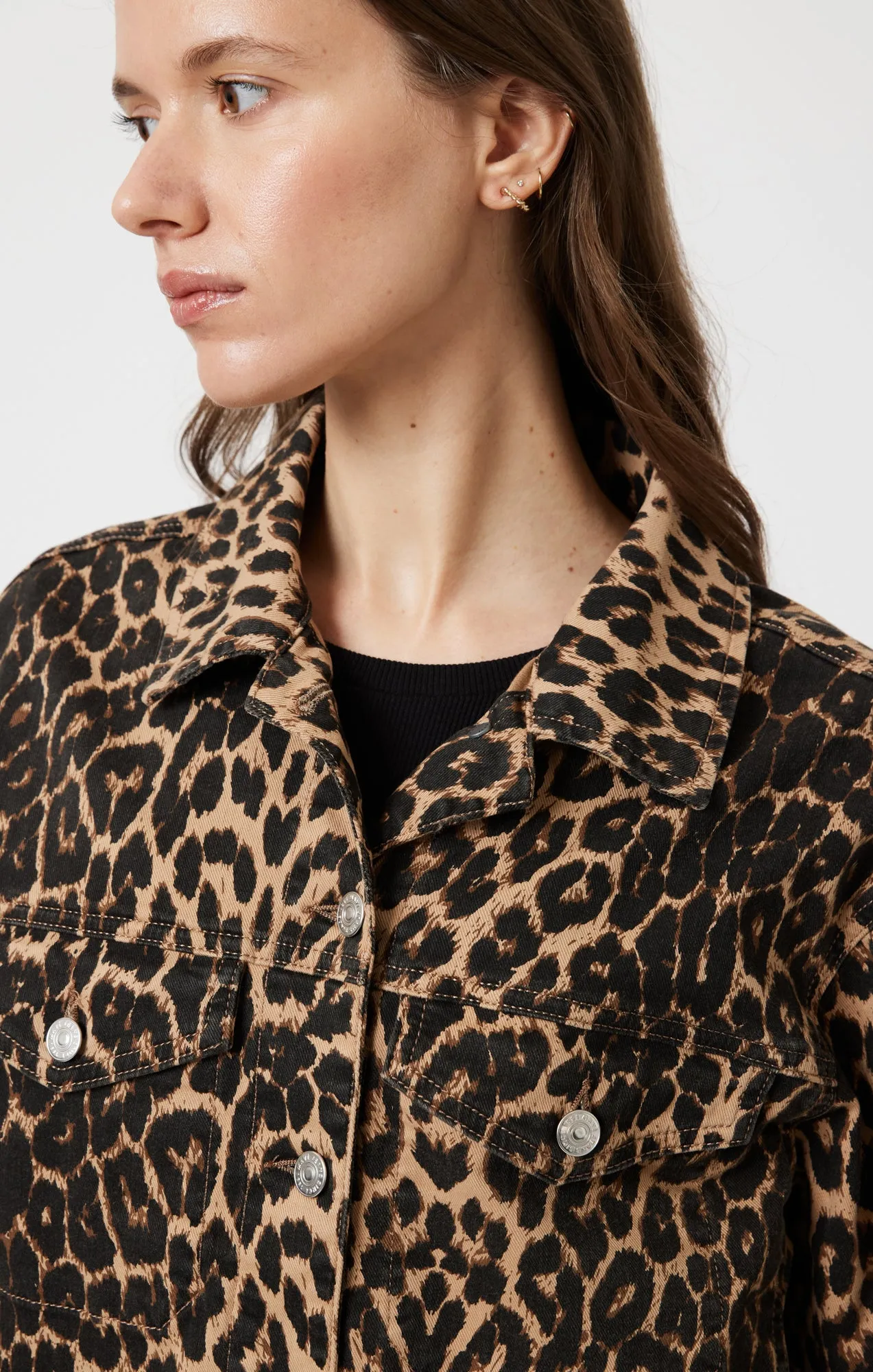 MAREN CROP JACKET IN LEOPARD DENIM