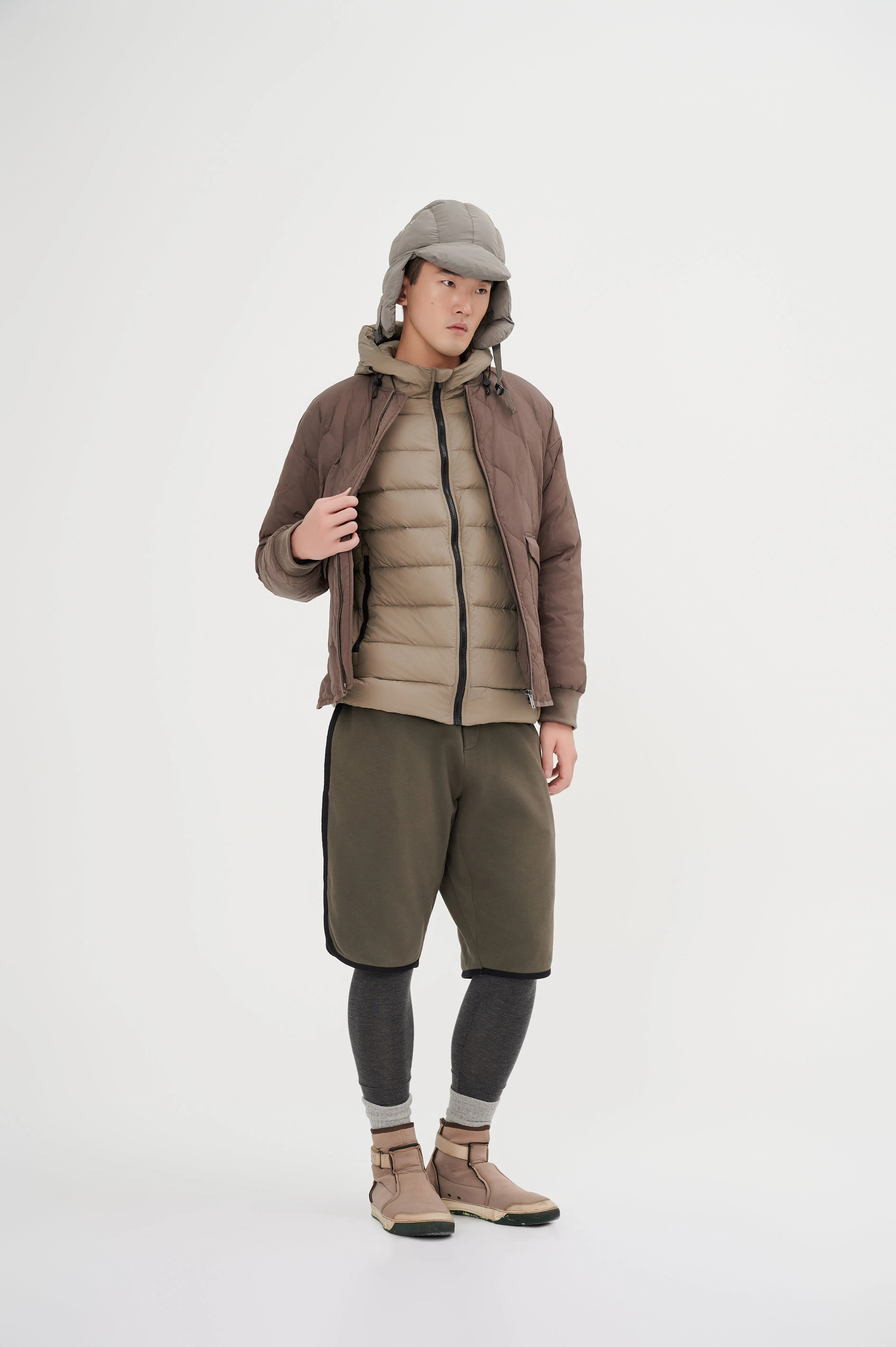 Men's Essential Light Weight Bomber Down Jacket