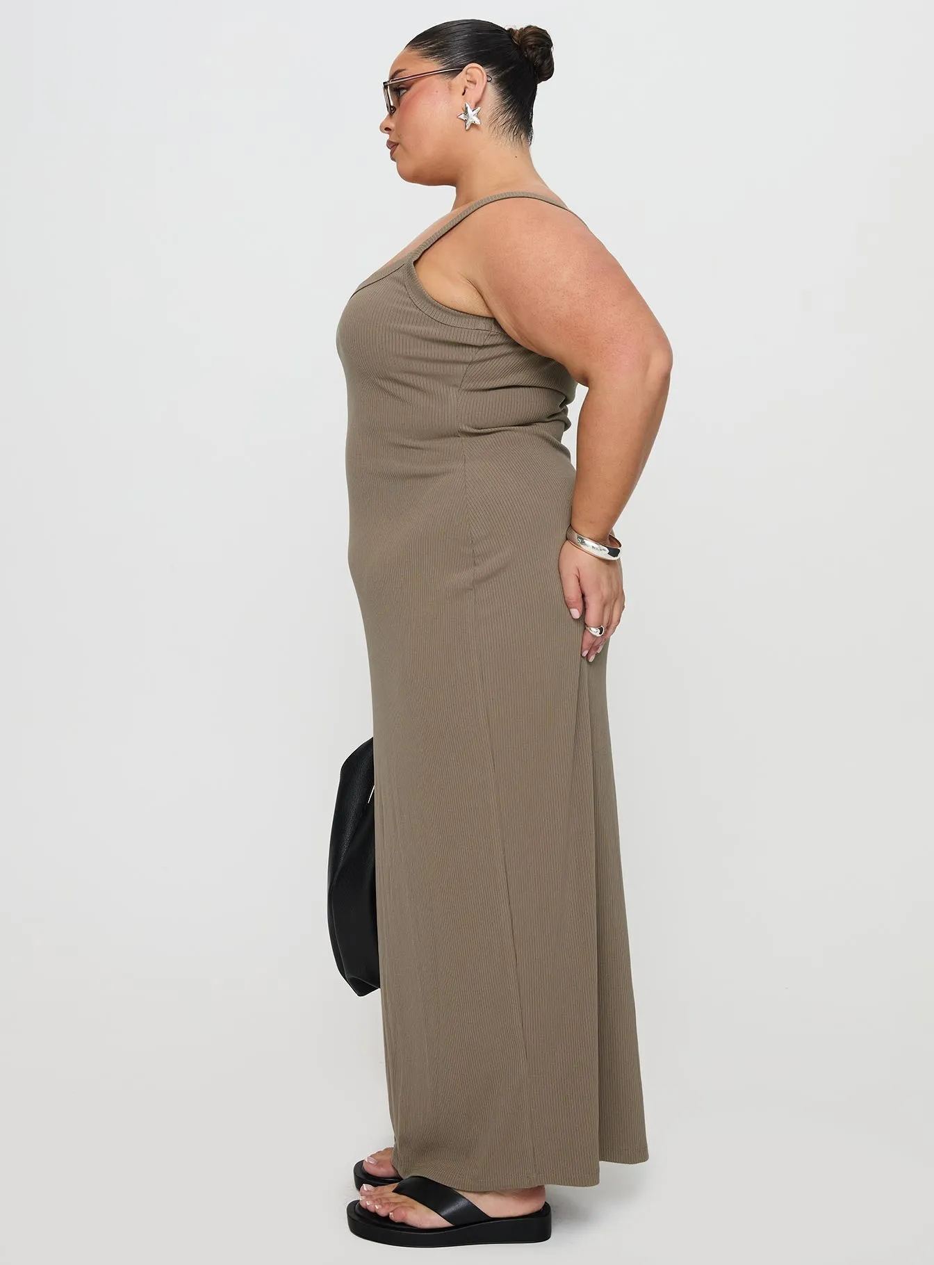 Montwood Maxi Dress Sage Curve