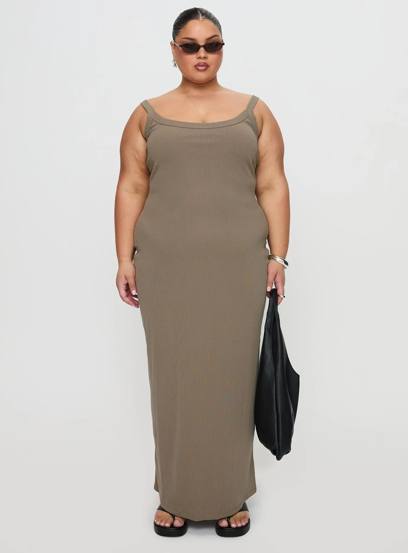 Montwood Maxi Dress Sage Curve