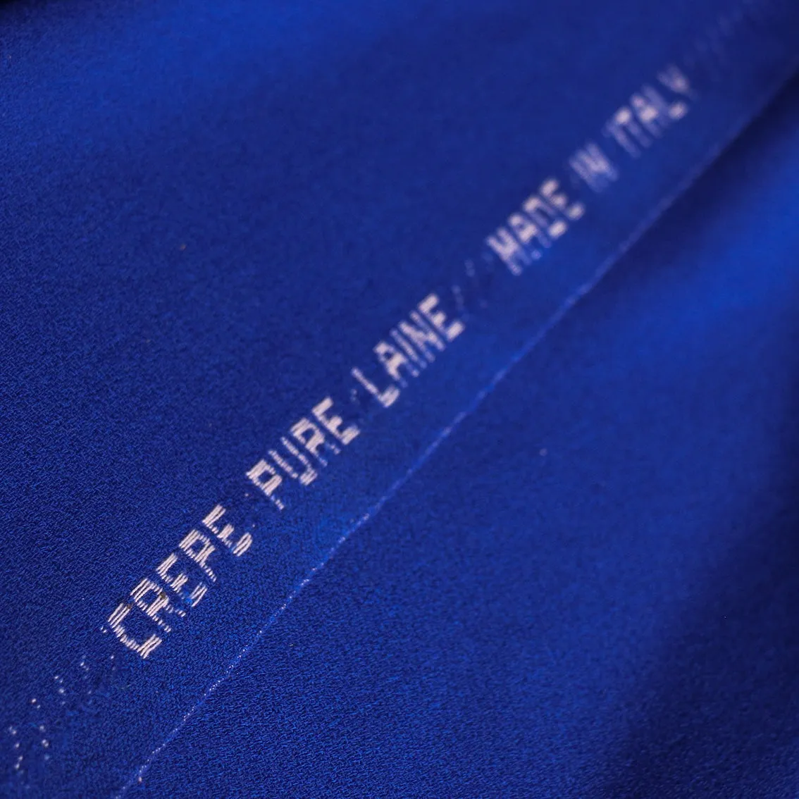 Motiv Cobalt Crepe