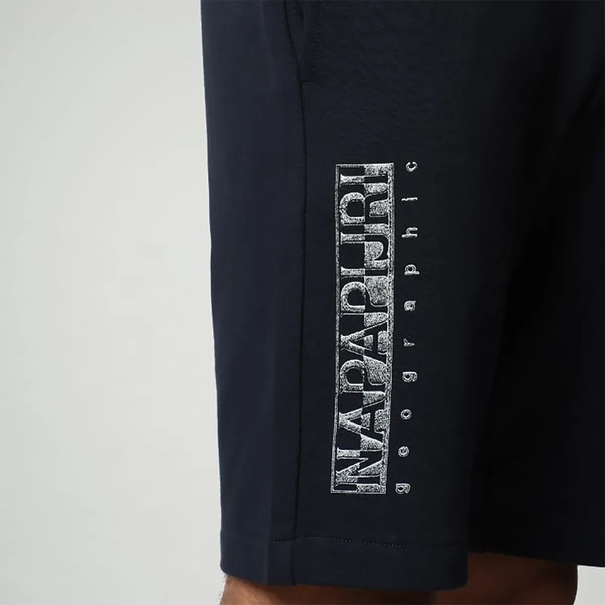 Napapijri - Nallar Sweat Shorts in Navy