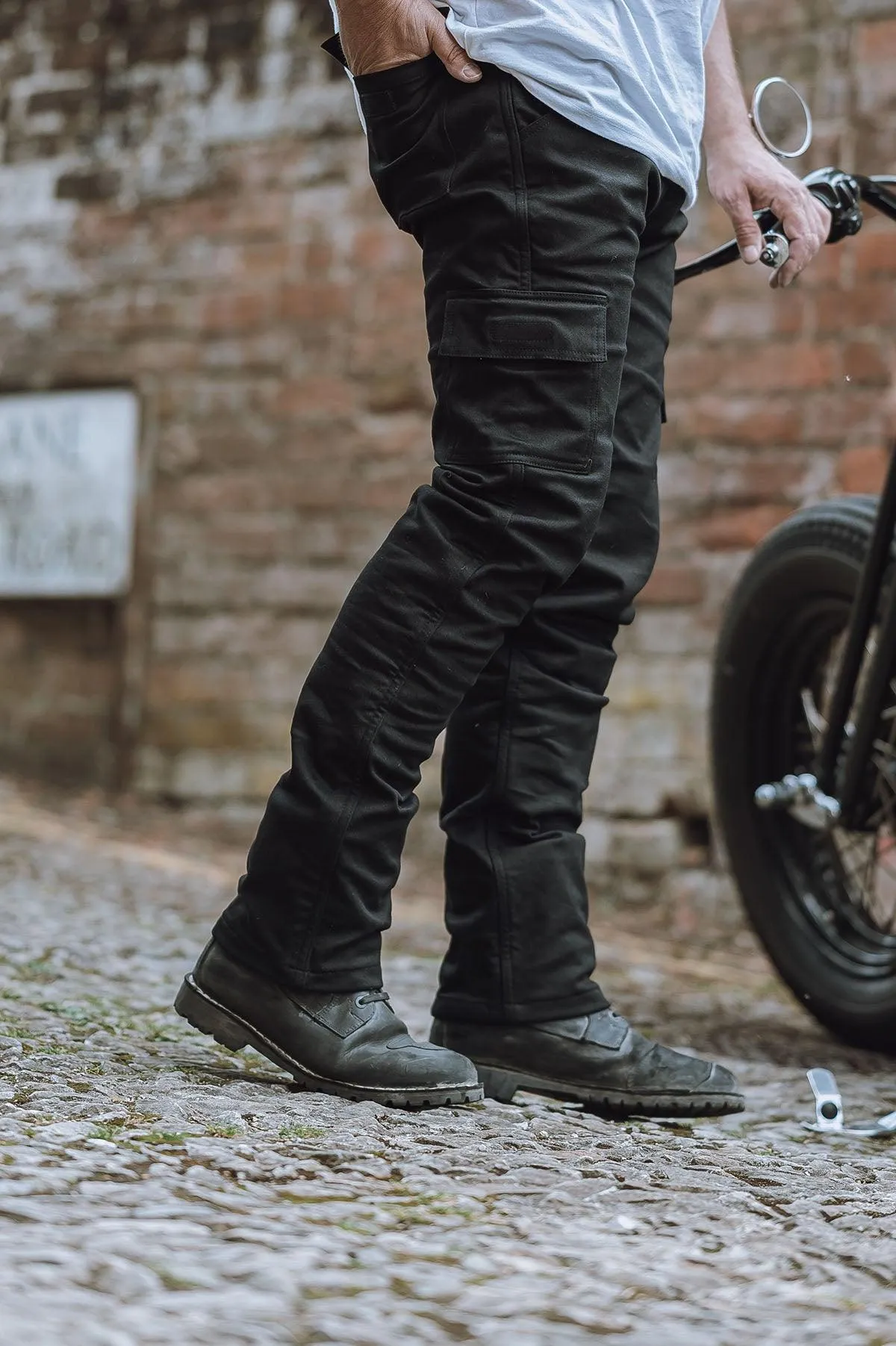 Roadskin AA-rated Cargo Motorcycle Trousers - Black