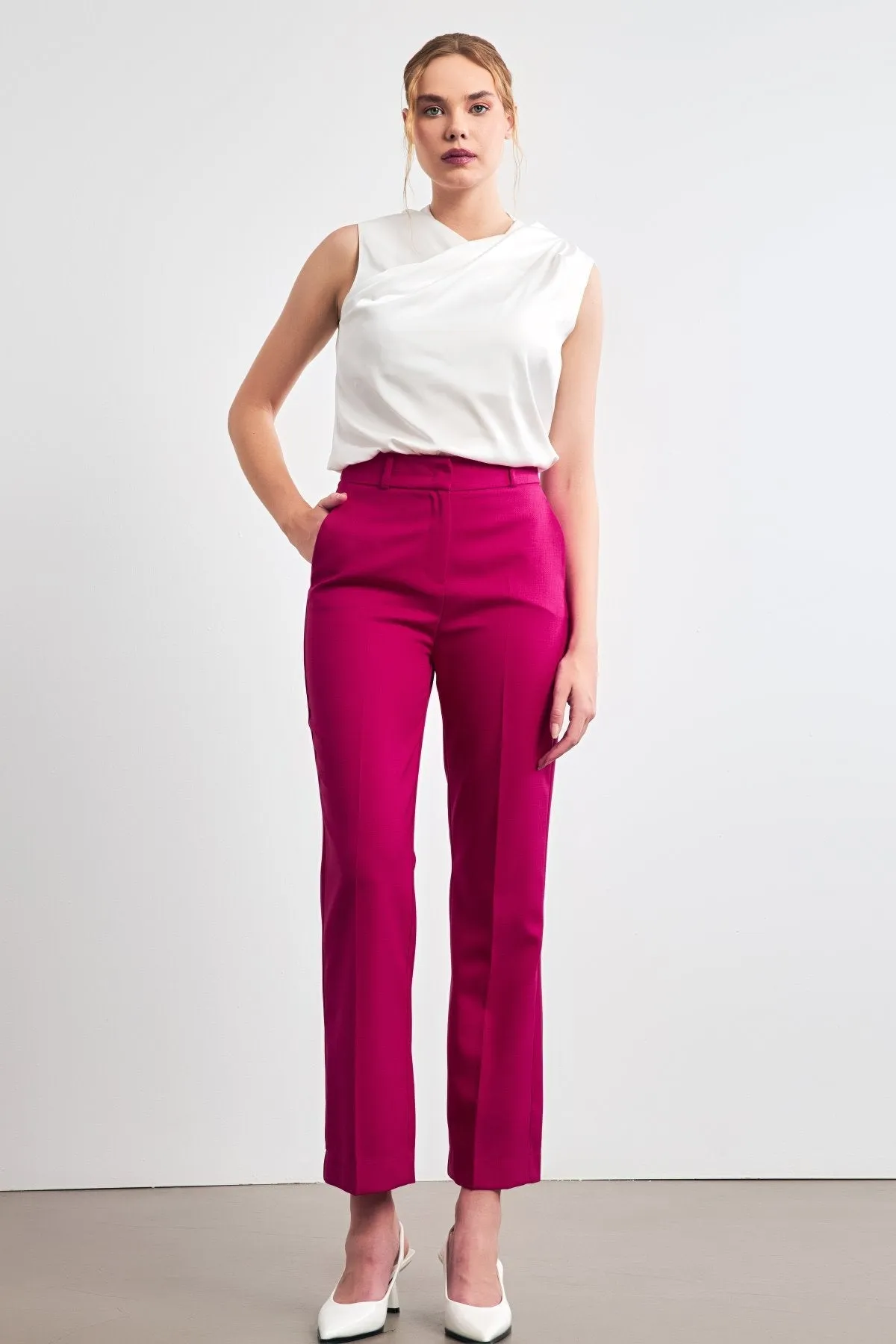 Setre  Pattern Detailed Fabric Trousers Fuchsia