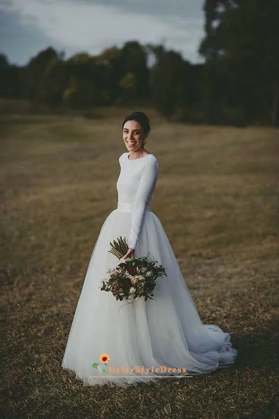 Vintage Modest Long Sleeves Wedding Dress