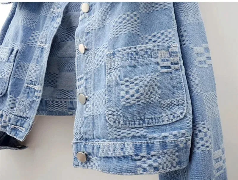 Women Cropped Denim Jacket with Peter Pan Collar