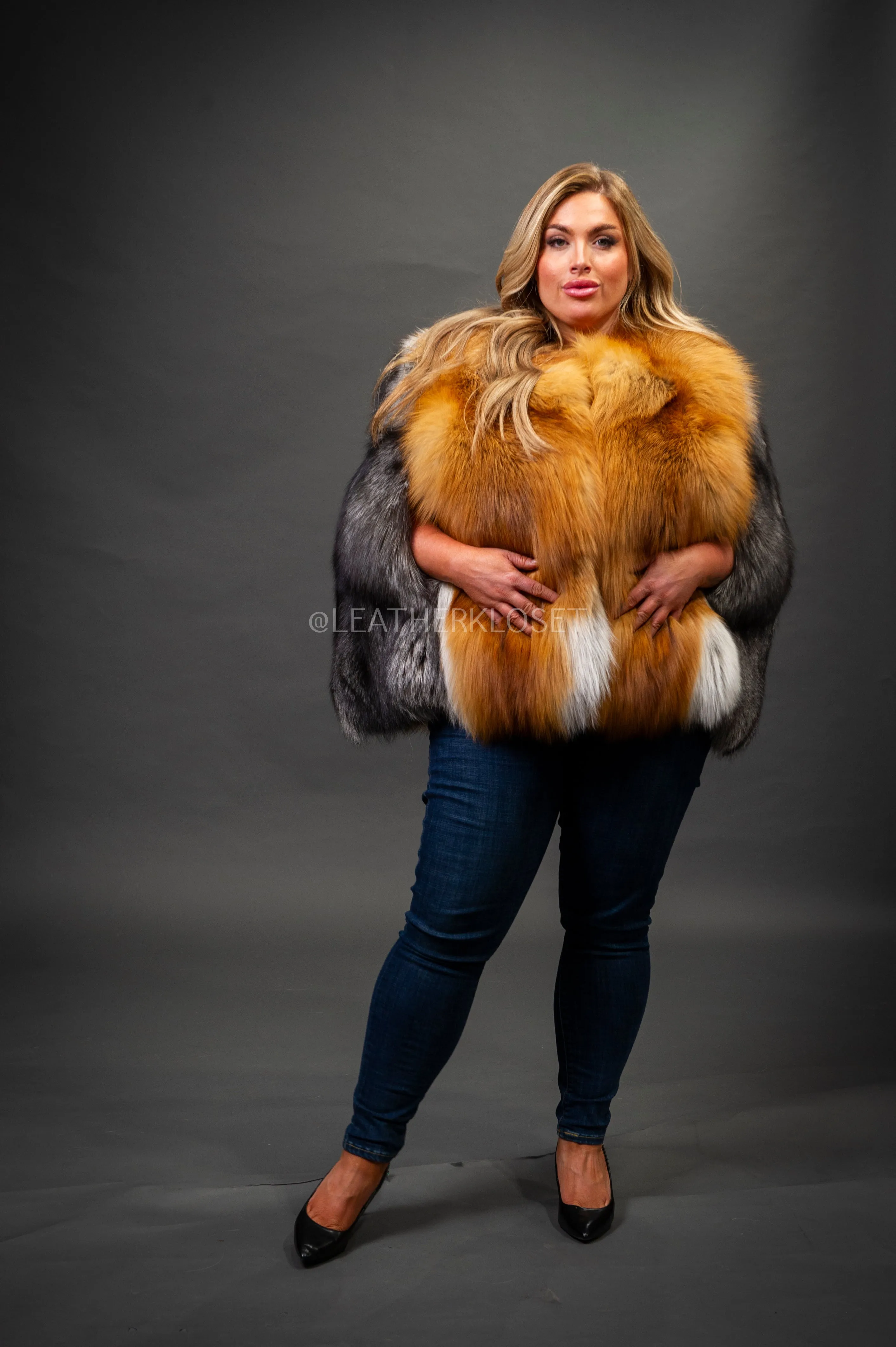 Women's Fox Fur Poncho [Red Fox/Silver Fox]